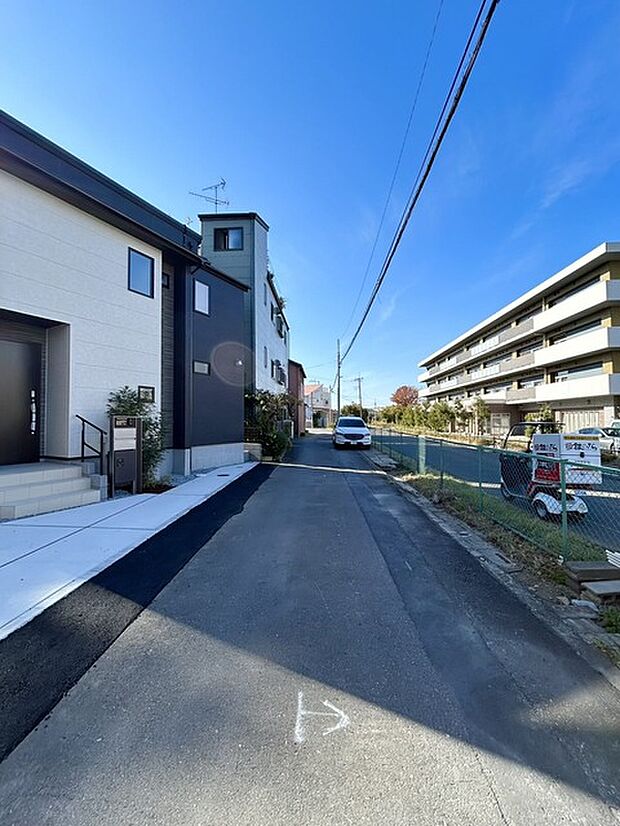 閑静な住宅地で、小さなお子様がいるご家族にも安心。 