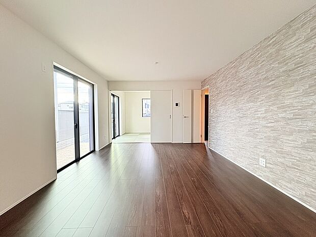 家族団らんの時間も増えそうな、くつろぎのLDK。