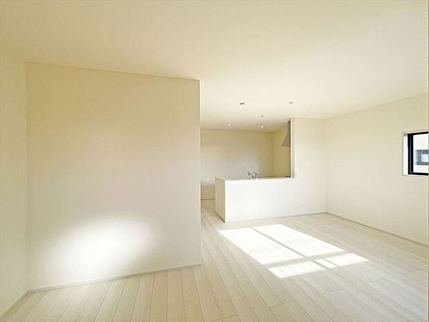 開放感と採光にこだわった、15.5帖のLDK。