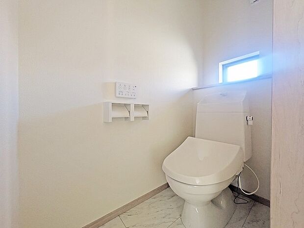 新築戸建てなら今や標準装備は当たり前。気持ちいいウォシュレット機能。