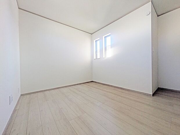 この部屋だれの部屋にしようかな、なんて会話を現地で楽しんでください。