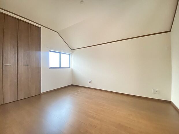 この部屋だれの部屋にしようかな、なんて会話を現地で楽しんでください。