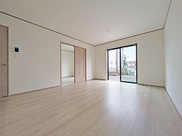 家族団らんの時間も増えそうな、くつろぎのLDK。