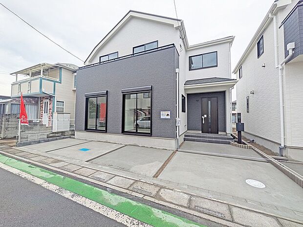 JR宇都宮線「東大宮」駅東口徒歩3分、提携駐車場もあります。エステート白馬東大宮店までお気軽にお問い合わせください。