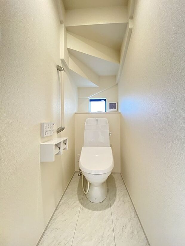 清潔好きには欠かせないウォシュレット機能付き。