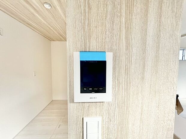 安心のＴＶモニター付きインターフォン。 