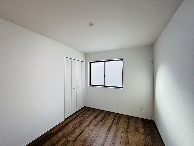 この部屋だれの部屋にしようかな、なんて会話を現地で楽しんでください。