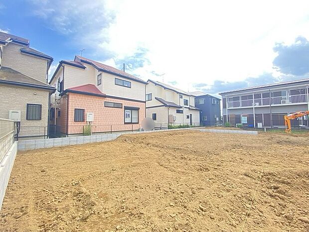 同じグレードで建てられた最寄りの完成物件を、参考にご覧になれます。