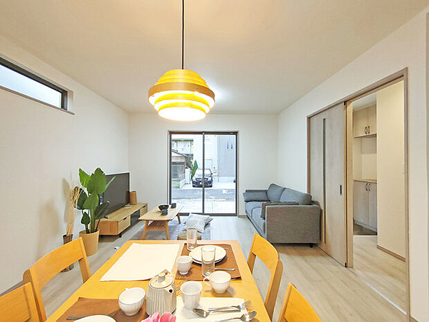 家族団らんの時間も増えそうな、くつろぎのＬＤＫ。 