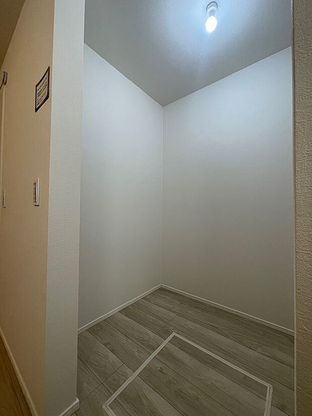 収納上手さんの御用達、大型ウォークインクローゼット。 