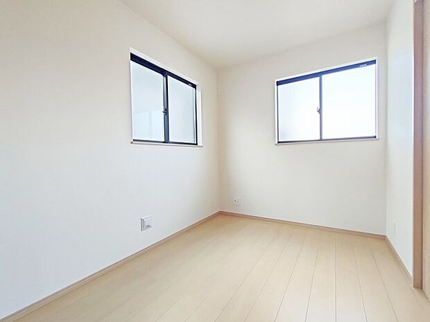 太陽の恵みを感じる、温もりと明るさにあふれたお部屋。