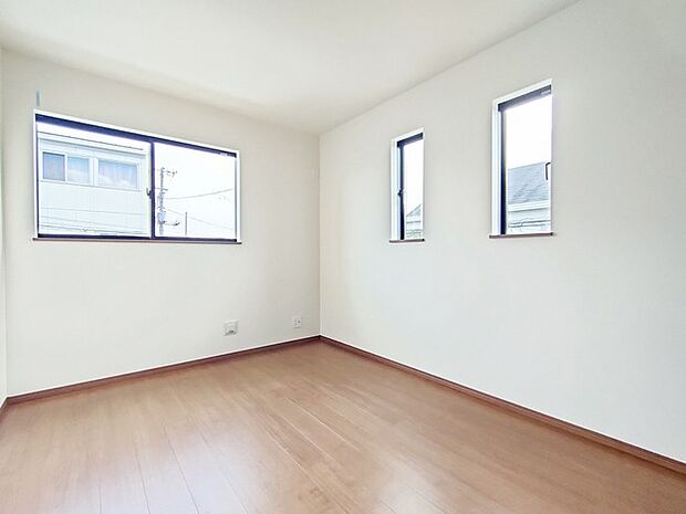 太陽の恵みを感じる、温もりと明るさにあふれたお部屋。 