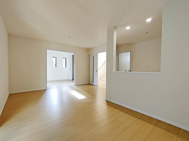 家族団らんの時間も増えそうな、くつろぎのLDK。