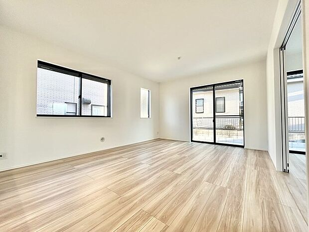 リビング空間にこだわりたい方に、見ていただきたい住宅です。