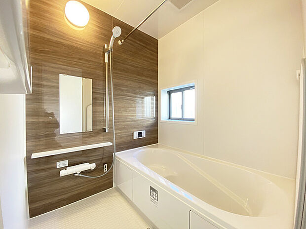 一日の疲れを癒す浴室。 