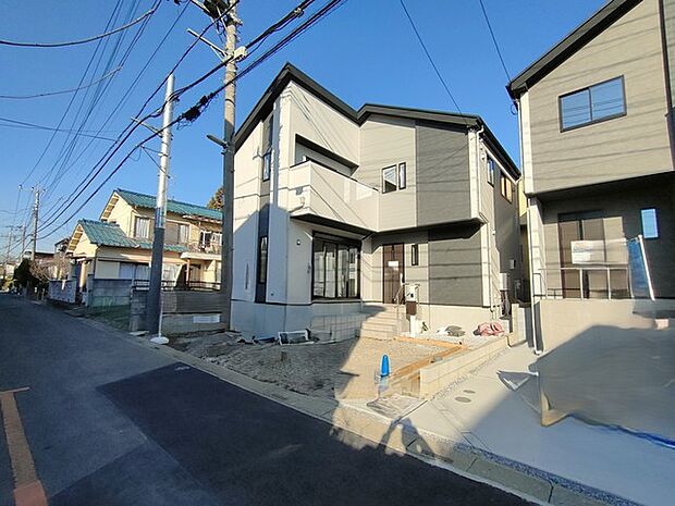 閑静な住宅地で、小さなお子様がいるご家族にも安心。 