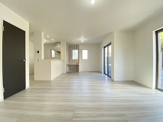 快適性とゆとりをデザインしたリビングは、広々した20帖。 