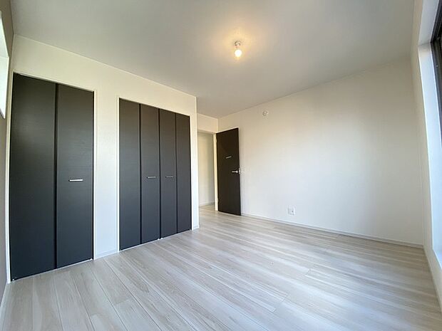 この部屋だれの部屋にしようかな、なんて会話を現地で楽しんでください。 