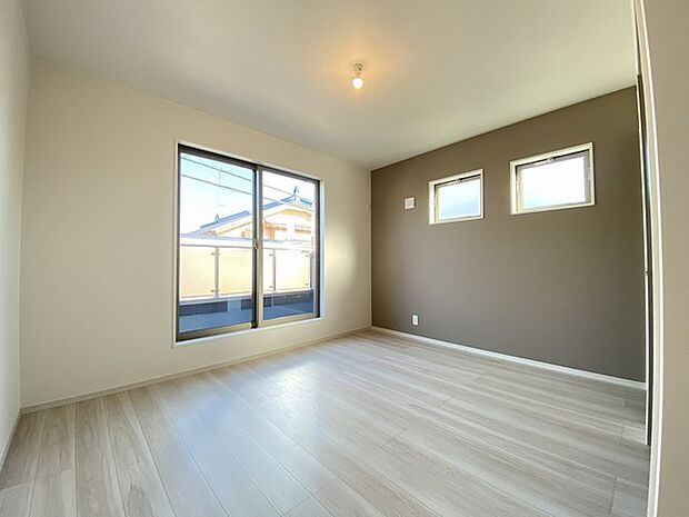 各居室には収納がついています。 