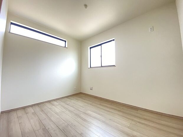 各居室には収納がついています。 