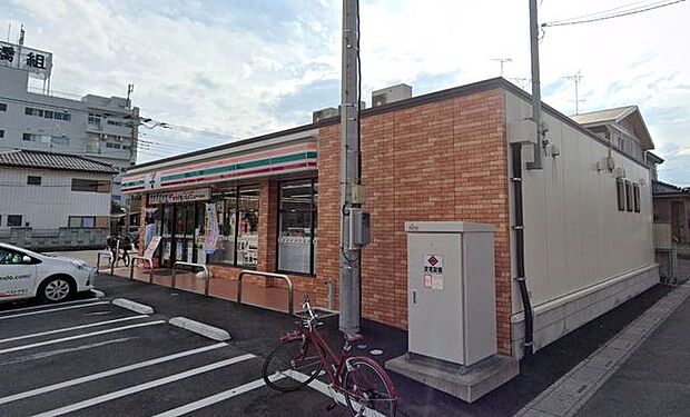 セブンイレブン久喜南店(230m)