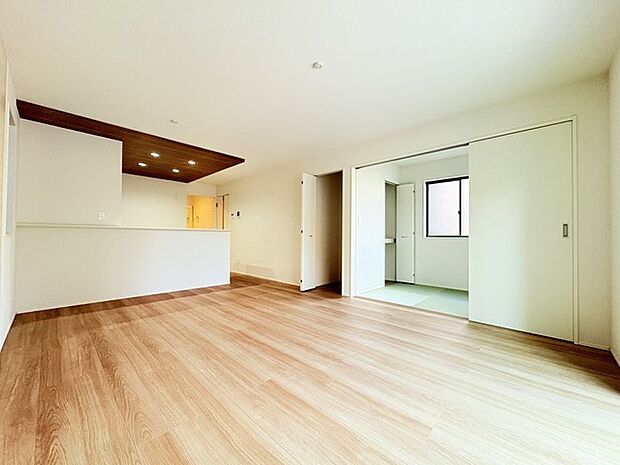 家族団らんの時間も増えそうな、くつろぎのLDK。