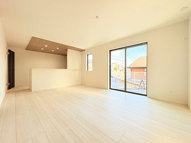 家族団らんの時間も増えそうな、くつろぎのLDK。