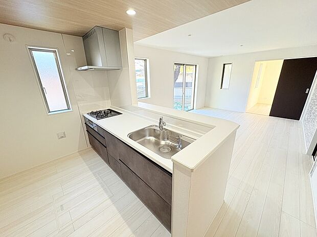 家族団らんの時間も増えそうな、くつろぎのＬＤＫ。 