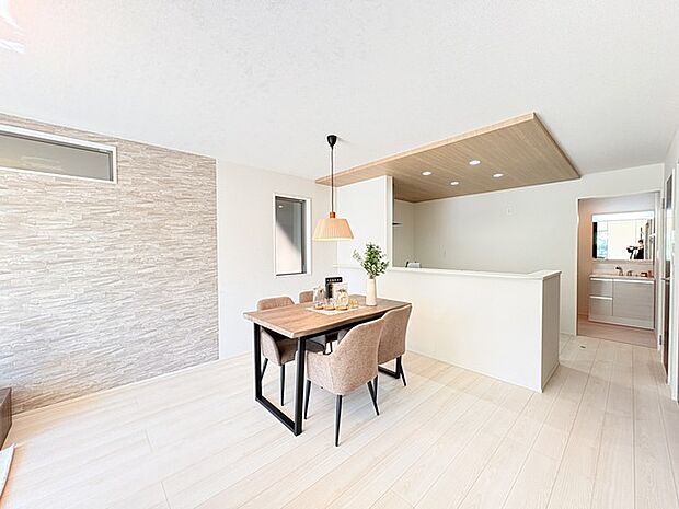 家族団らんの時間も増えそうな、くつろぎのLDK。