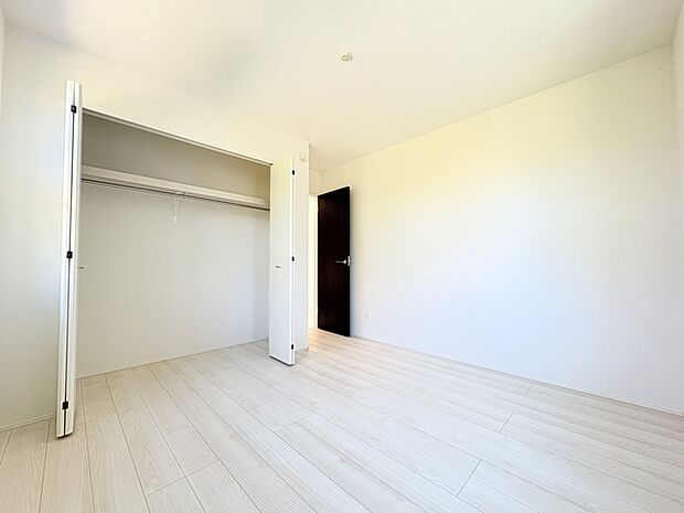 この部屋だれの部屋にしようかな、なんて会話を現地で楽しんでください。 