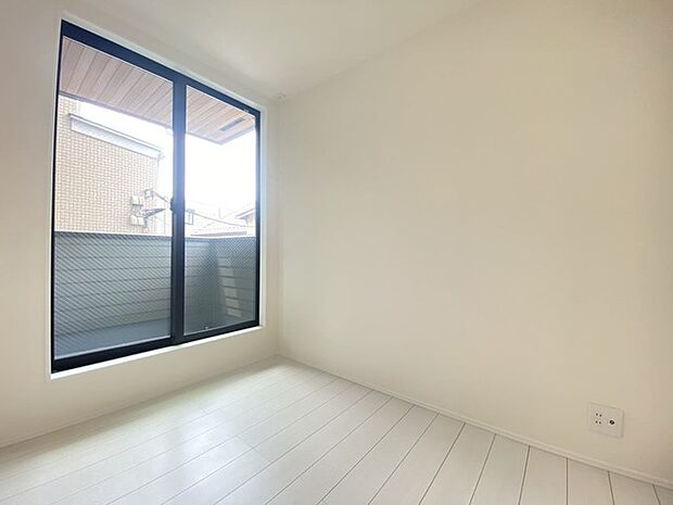 各居室には収納がついています。