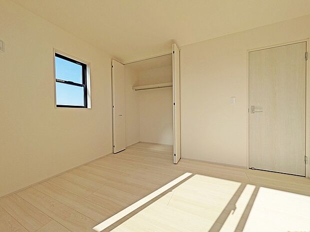 部屋ごとに設けた収納は、住みやすさへのこだわり。 