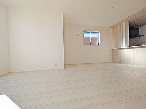 快適性とゆとりをデザインしたリビングは、広々した17.33帖。