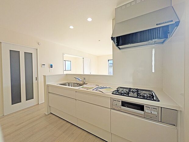 お料理を効率的に、楽しく。あったらいいなをかなえてくれるシステムキッチン。