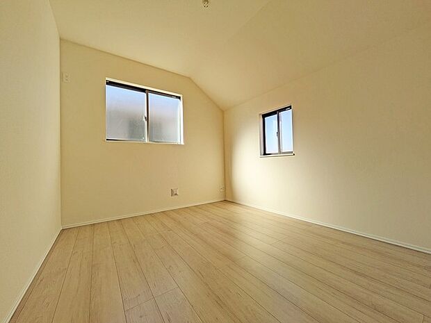 子供部屋には丁度良い洋室。サイズは5.25帖。