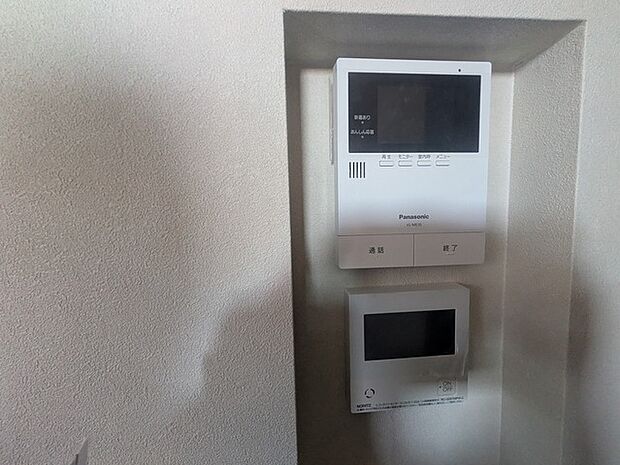 安心のTVモニター付きインターフォン。