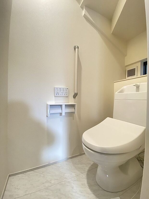 清潔好きには欠かせないウォシュレット機能付き。