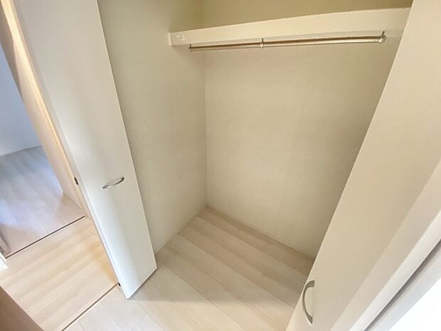 ご家族の思い出も大切にしまっておけるたっぷり収納。