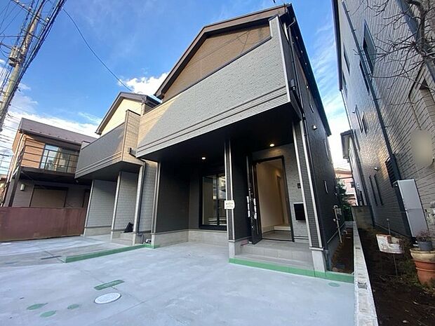 ウェブや資料からでは得られないヒントがたくさん見つかる完成物件です。