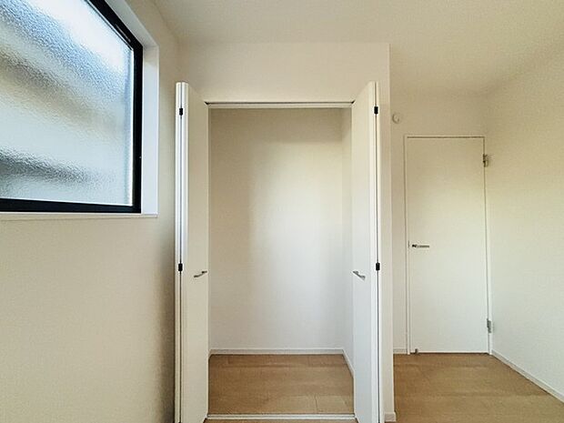 ご家族の思い出も大切にしまっておけるたっぷり収納。 