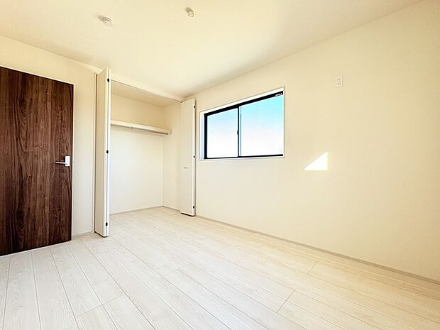 この部屋だれの部屋にしようかな、なんて会話を現地で楽しんでください。