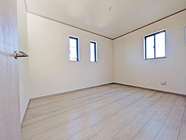 この部屋だれの部屋にしようかな、なんて会話を現地で楽しんでください。