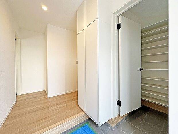 大容量の収納スペースで、住空間もスッキリ広々。