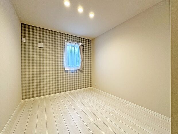 室内空間は明るい色合いで統一しています。