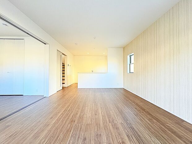 家族団らんの時間も増えそうな、くつろぎのLDK。