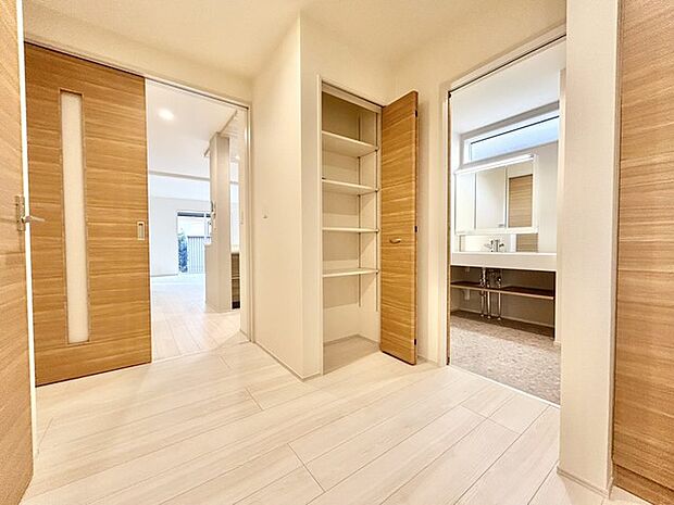 大容量の収納スペースで、住空間もスッキリ広々。 