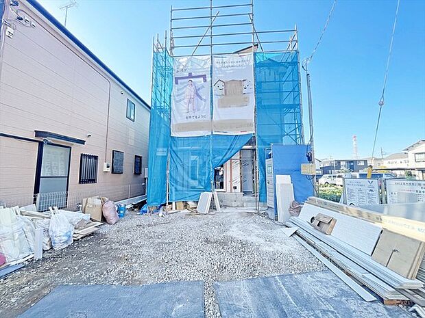 基礎から完成済みの住まいまで、各工程をご確認いただけます。