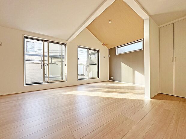 リビング空間にこだわりたい方に、見ていただきたい住宅です。 