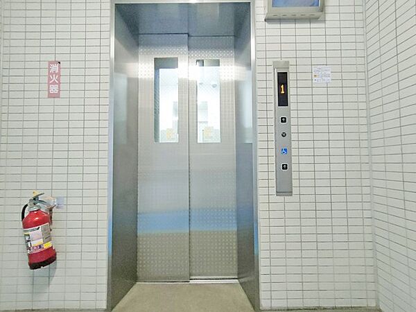 エレベーター