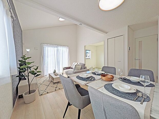 家族団らんの時間も増えそうな、くつろぎのＬＤＫ。 